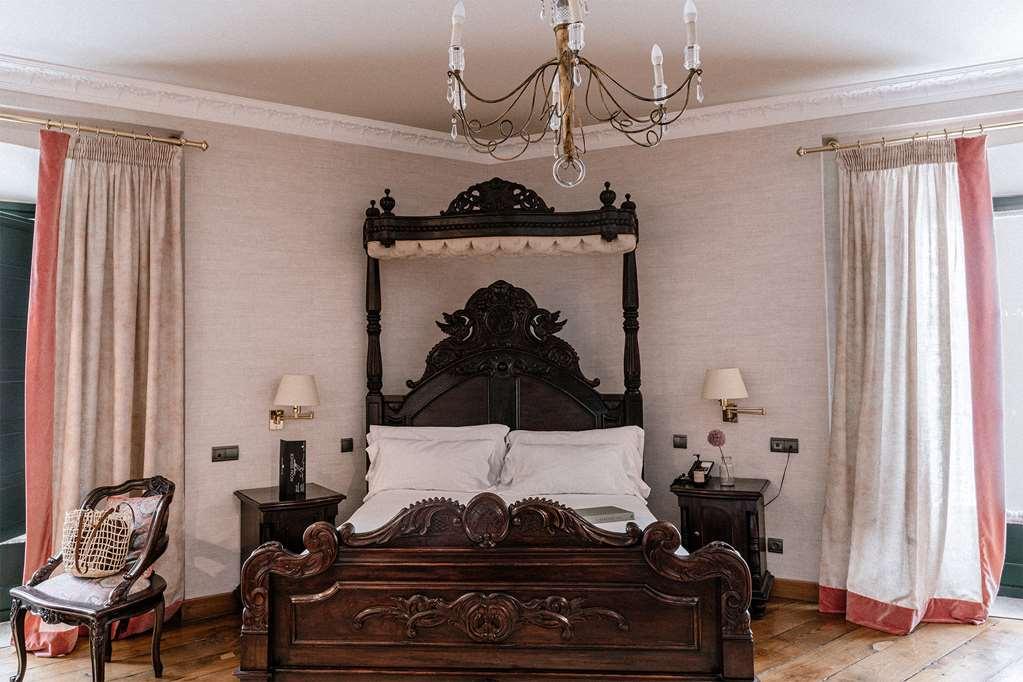 Palacio De Aviles Affiliated By Melia Pokoj fotografie A bedroom at the hotel