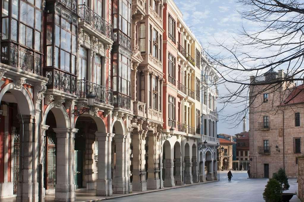 Palacio De Aviles Affiliated By Melia Exteriér fotografie The University of Navarra