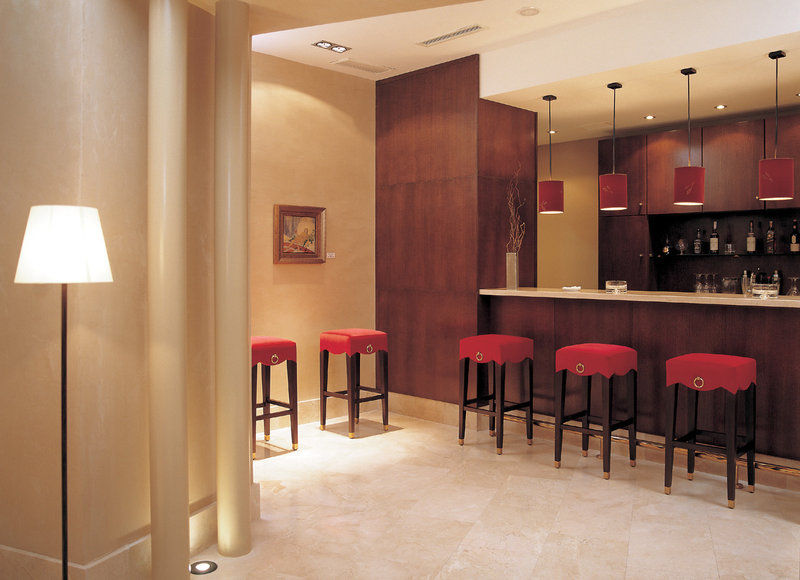 Palacio De Aviles Affiliated By Melia Restaurace fotografie A wet bar